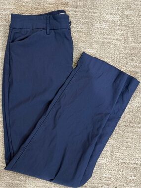 Nine West women’s Navy Straight-Leg Dress Pants- size 8